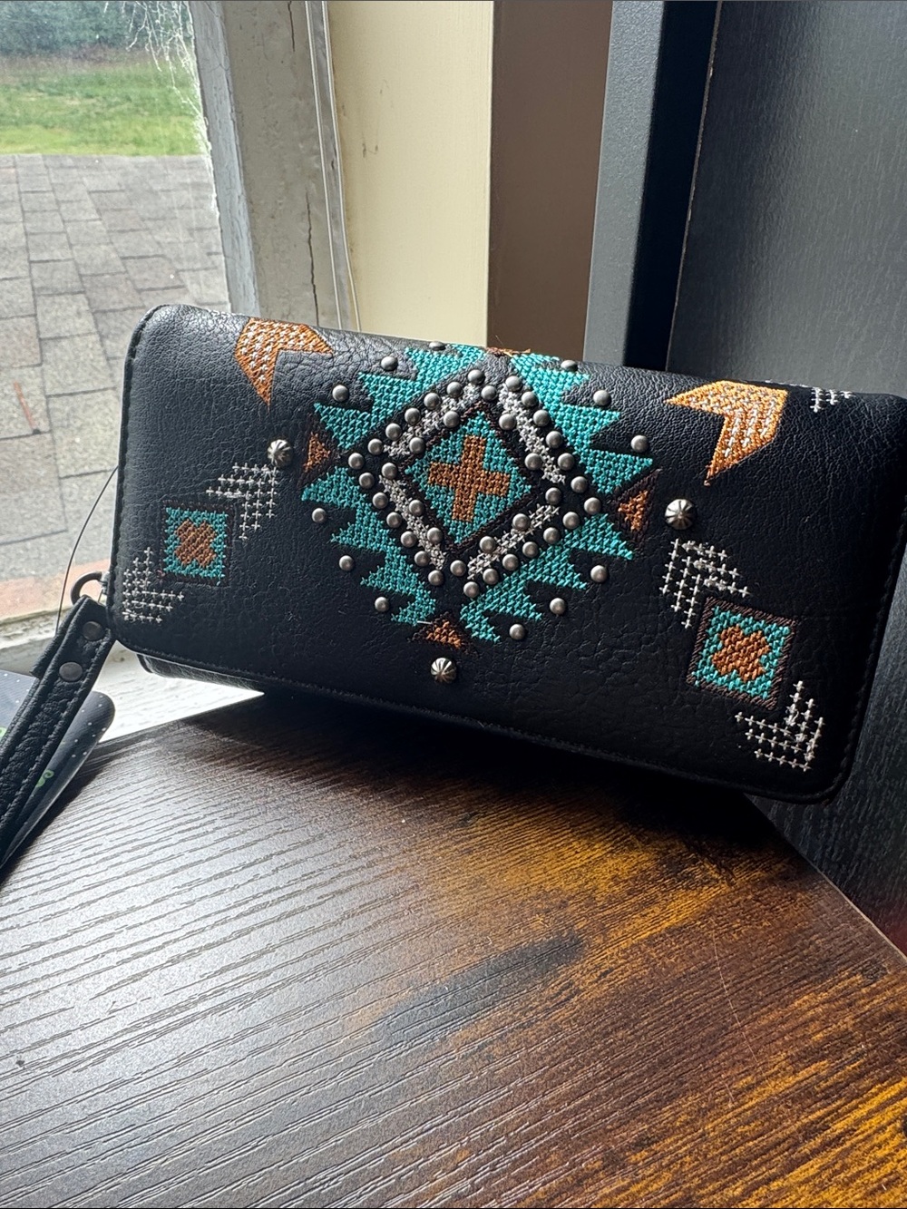 Black Montana west Embroidered Stud Accent Wristlet Wallet nwt